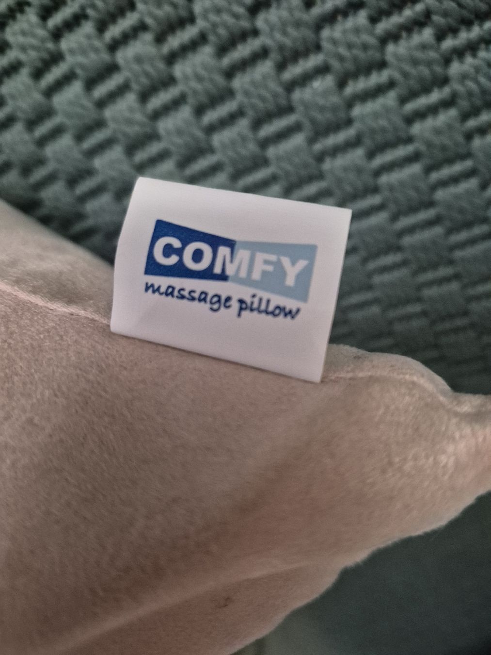 Cuscini: Massage- Wärmekissen "Comfy" neuwertig – Nuovo (secondo la descrizione) da Eglisau venduto da Bbone 1