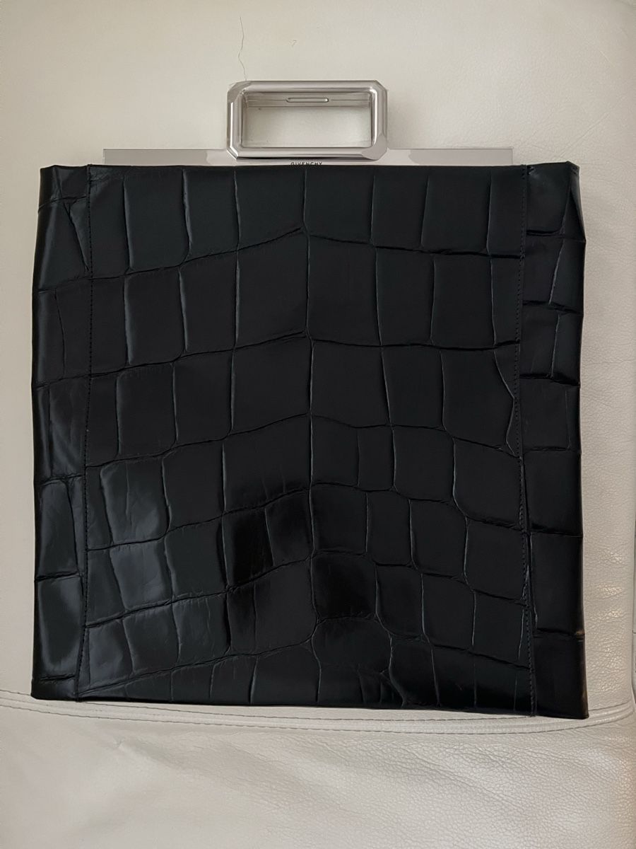 Givenchy Borse: Givenchy Antigona Croc-Effect Leather Bag – Nuovo e nell'imballaggio originale da Pully venduto da opa_k78q