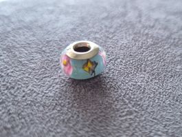 Charm Kugel hellblau mit Blumen +Garantie