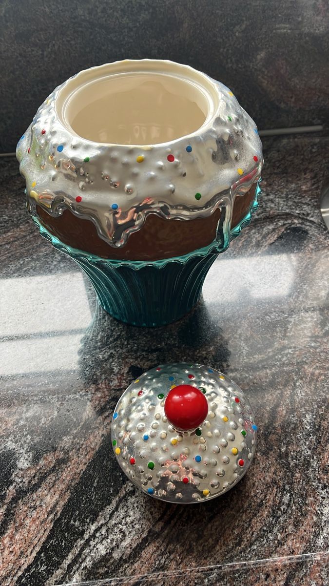 Tutte le decorazioni: Keramik Cupcake Dose – Usato da Seuzach venduto da 1Tazzinarossa 1