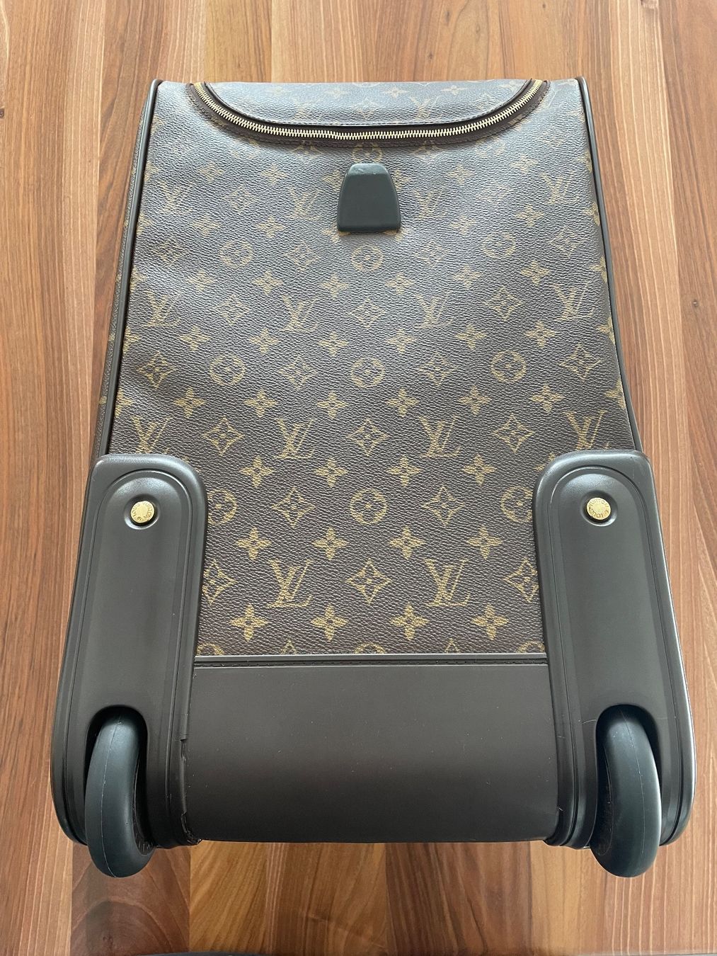 Louis Vuitton Valigie: LOUIS VUITTON Monogram Canvas Eole Rollkoffer - NP 2‘300.00 – Usato da Chur venduto da Hortensia03 8