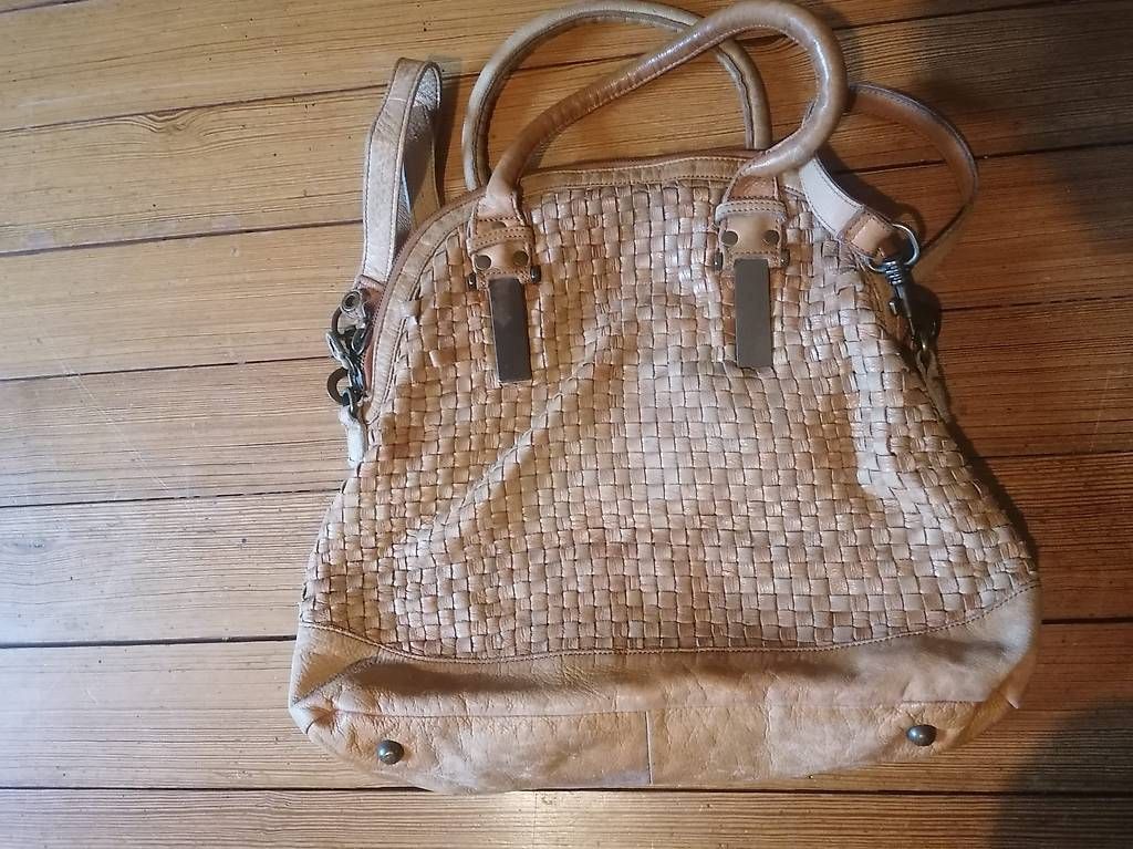 Liebeskind Borse: Grosse Tasche Liebeskind Berlin Bag – Usato da Bern venduto da sut_5f9k 3