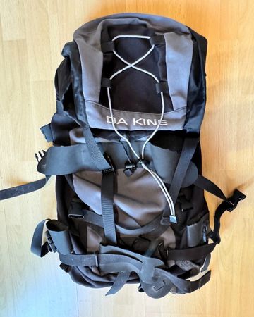 Dakine Poacher Ski-/Snowboard-Rucksack schwarz/grau