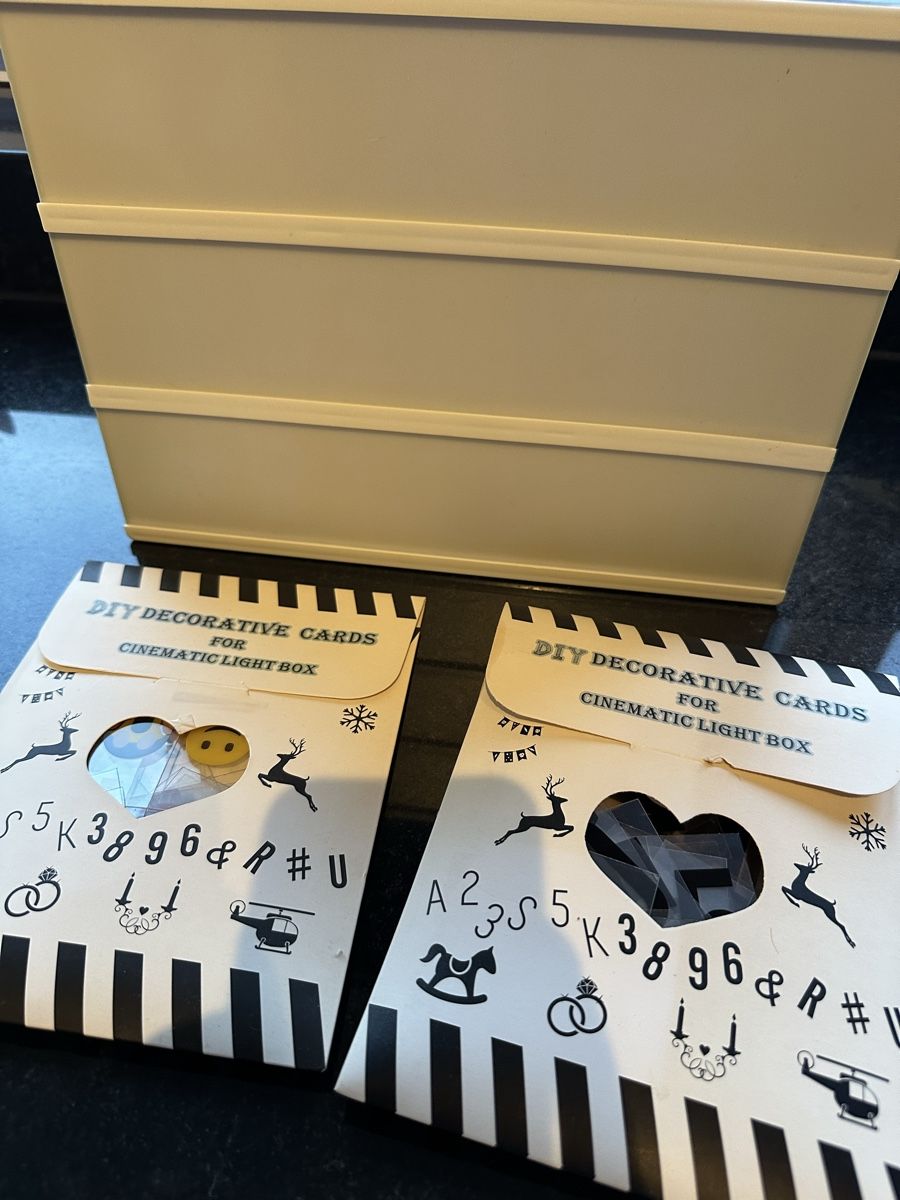 Tutte le decorazioni: LED Letter Light Box – Usato da Bern venduto da Shininglove 1