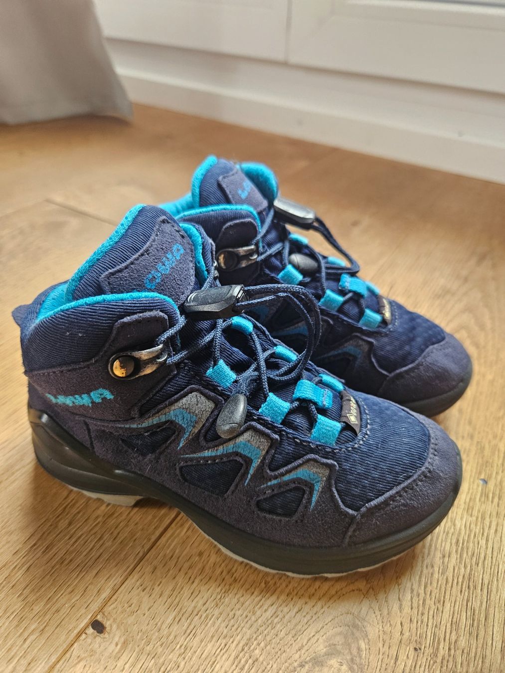 Lowa Scarpe per ragazzi: Lowa Wanderschuhe Grösse 26 – Usato da Winterthur venduto da dobeh