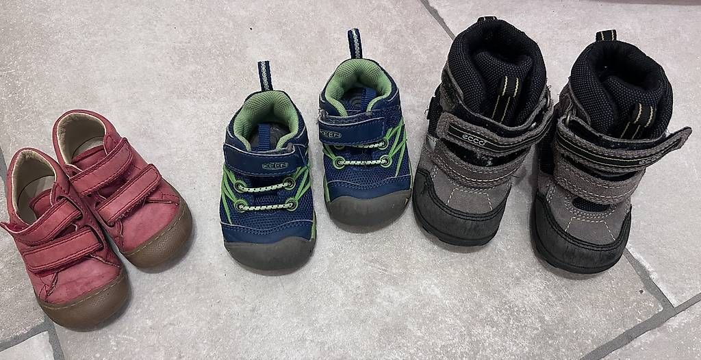 Schuhe für Jungen: Scarpe – Gebraucht aus Cadro von pat_w6lh