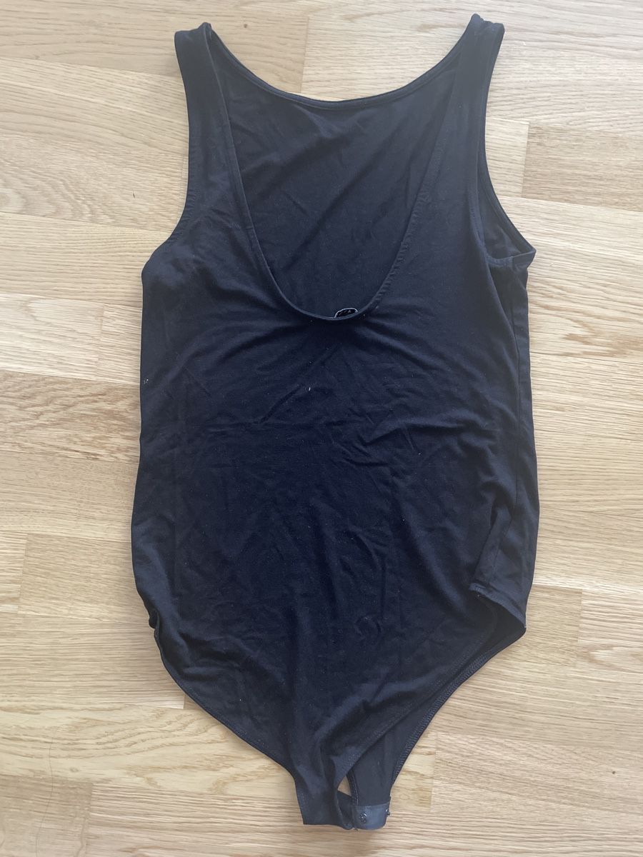 Top: hochgeschlossener Body Gr 38 – Usato da Zürich venduto da aha_v2zt 1