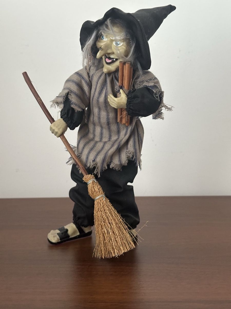 Statuette: Hexe Figur 22 cm hoch – Usato da Bassersdorf venduto da asad52