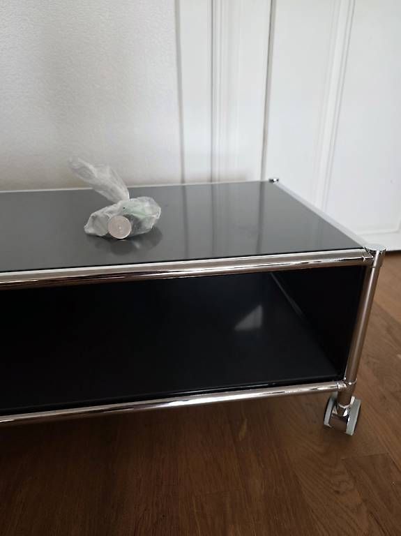 Mobili TV: Lowboard/ TV- Möbel Quadro (analog Flexcube) – Usato da Grosshöchstetten venduto da kids04
