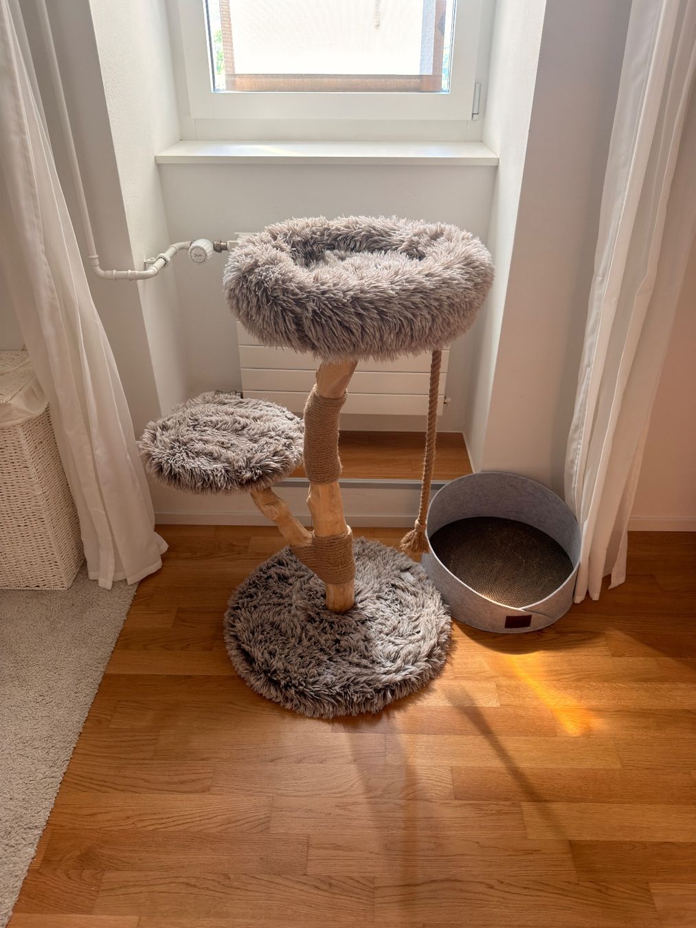 Tiragraffi: Katzenbaum (3 Wochen alt) – Usato da Baden venduto da ste_z7vt