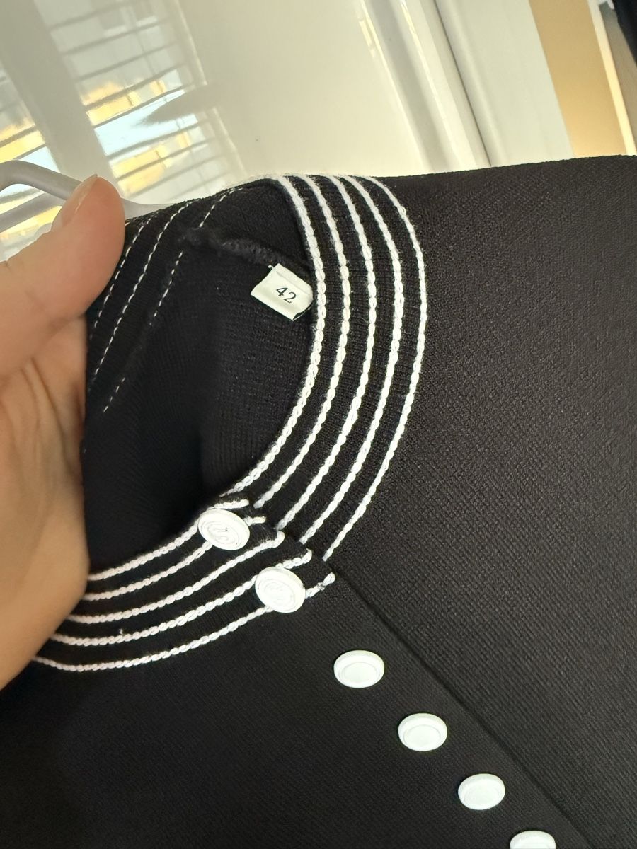 Sandro Vestiti: Sandro dress size 42 – Nuovo (secondo la descrizione) da Châtelaine venduto da Veradat 2
