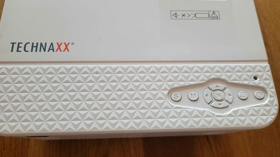 Technaxx Proiettori: Technaxx Beamer TX-134 Full HD – Usato da Niederscherli venduto da fab_289x 2