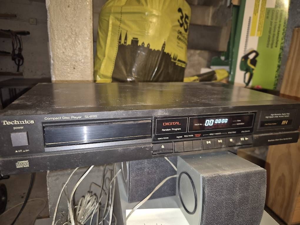 Technics Systèmes audio & multimédias: Technics Compact Disc Player SL-P110 – D'occasion à Olten par lin_5k2f