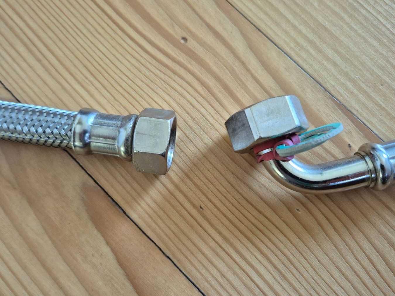 Tubi & Tubi flessibili: Flexschlauch DN13-1/2" Edelstahl – Nuovo (secondo la descrizione) da Niederweningen venduto da Cactus63 1
