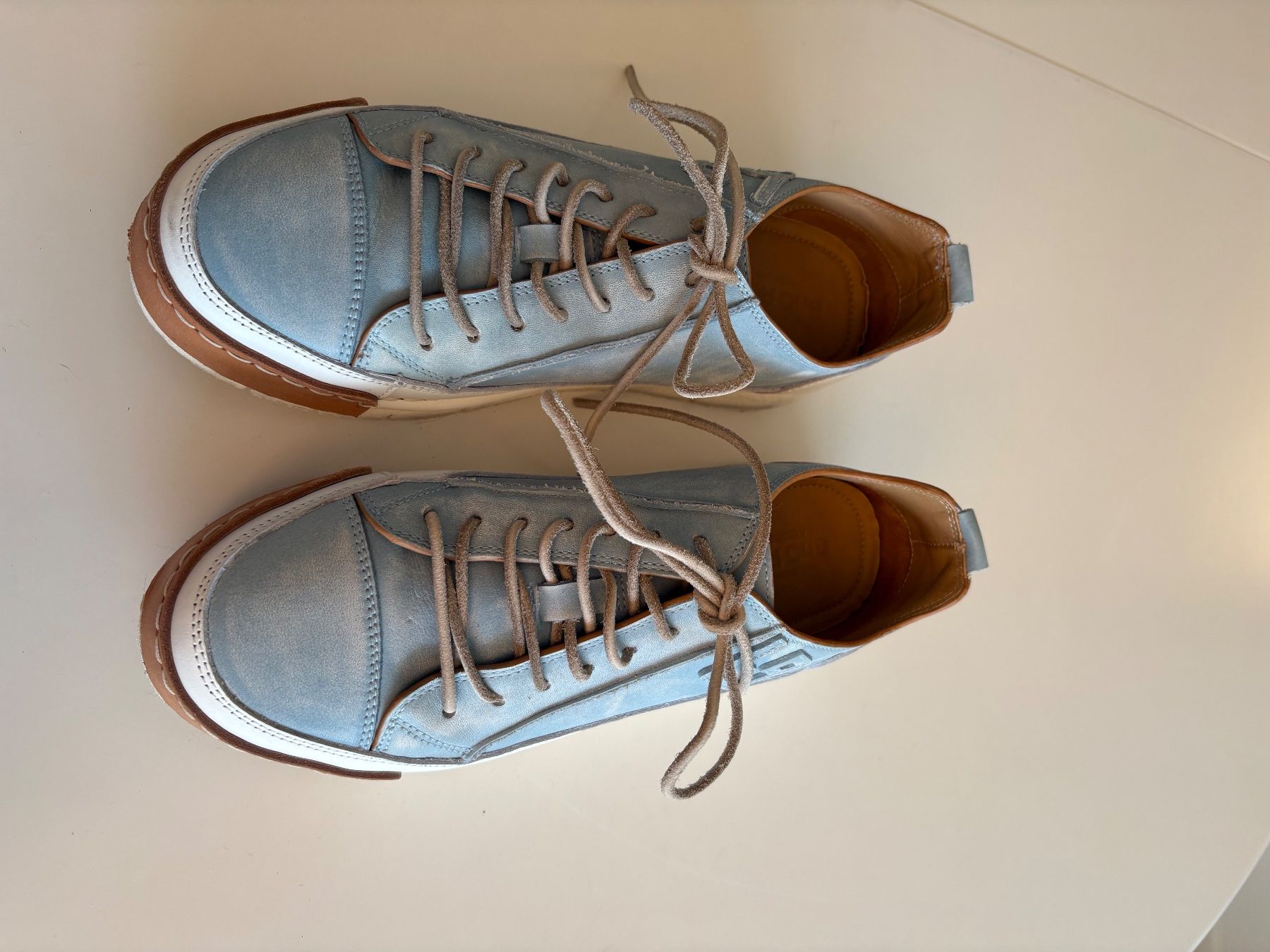 Scarpe da donna: Damensneaker, La Nuvola – Usato da Schwerzenbach venduto da mamada01