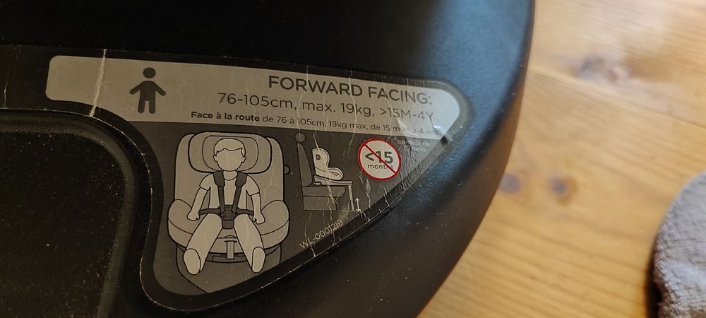 Joie Seggiolini per auto: Auto-Kindersitz Joie 0-19 kg drehbar inkl. Zubehör  – Usato da Knonau venduto da mo87 7