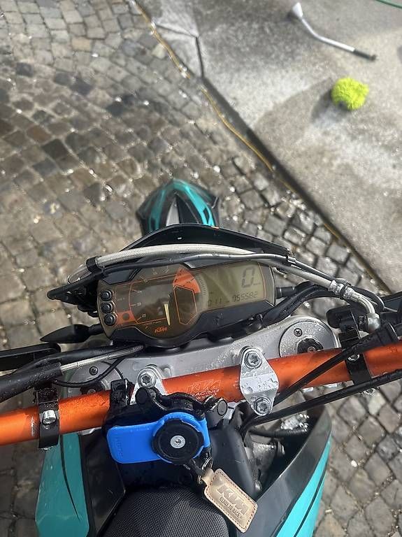 Route: Ktm Smc 690 – D'occasion à Gossau par Jump002 2