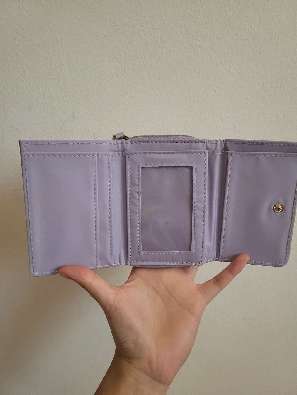 Portafogli: porte monnaie violet – Usato da Villars-sur-Glâne venduto da dia_2q2l 1