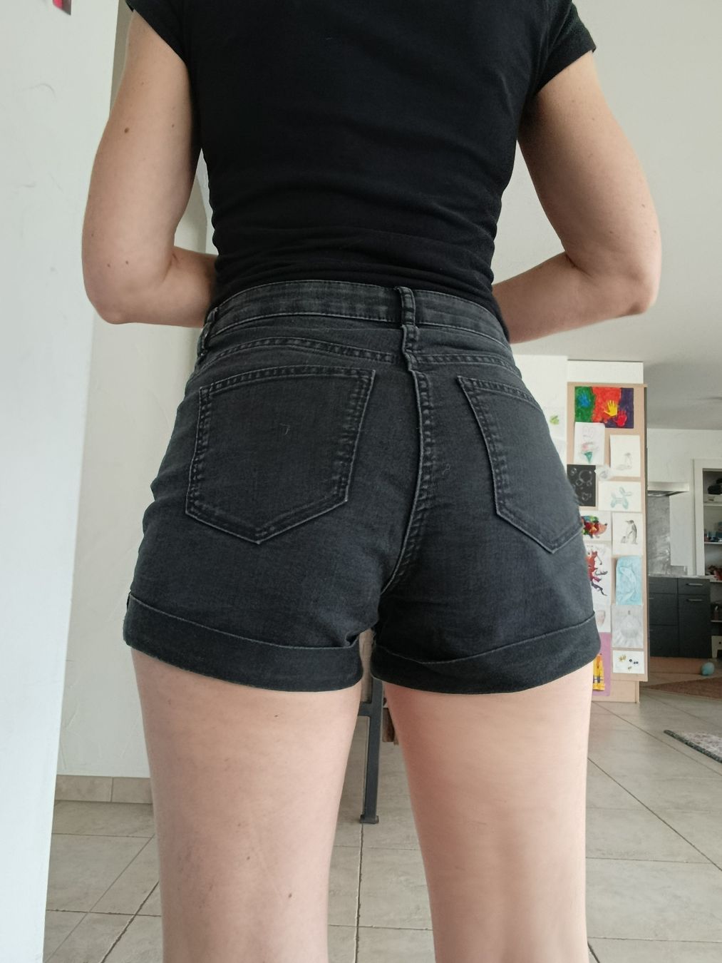 H&M Pantaloni: SHORT H&M GRIS FONCÉ 36 – Usato da Sierre venduto da shirley04 2
