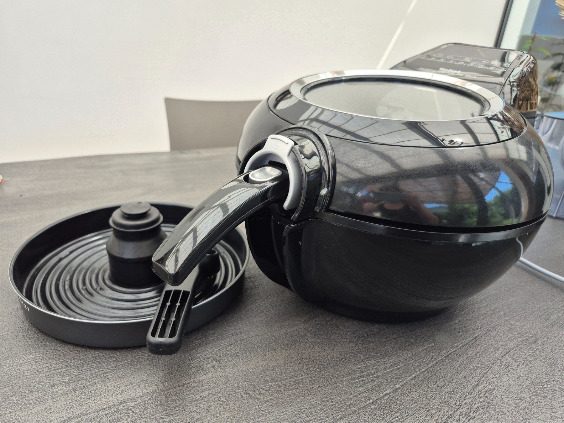 Cuisines complètes: Tefal Actifry Genius XL 2in1 – D'occasion à Bassecourt par jojor