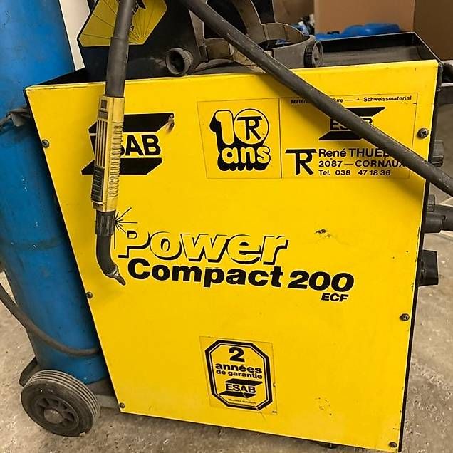 Saldatori: Poste à souder MIG ESAB Compact 200 ECF – Usato da Le Locle venduto da Sam54