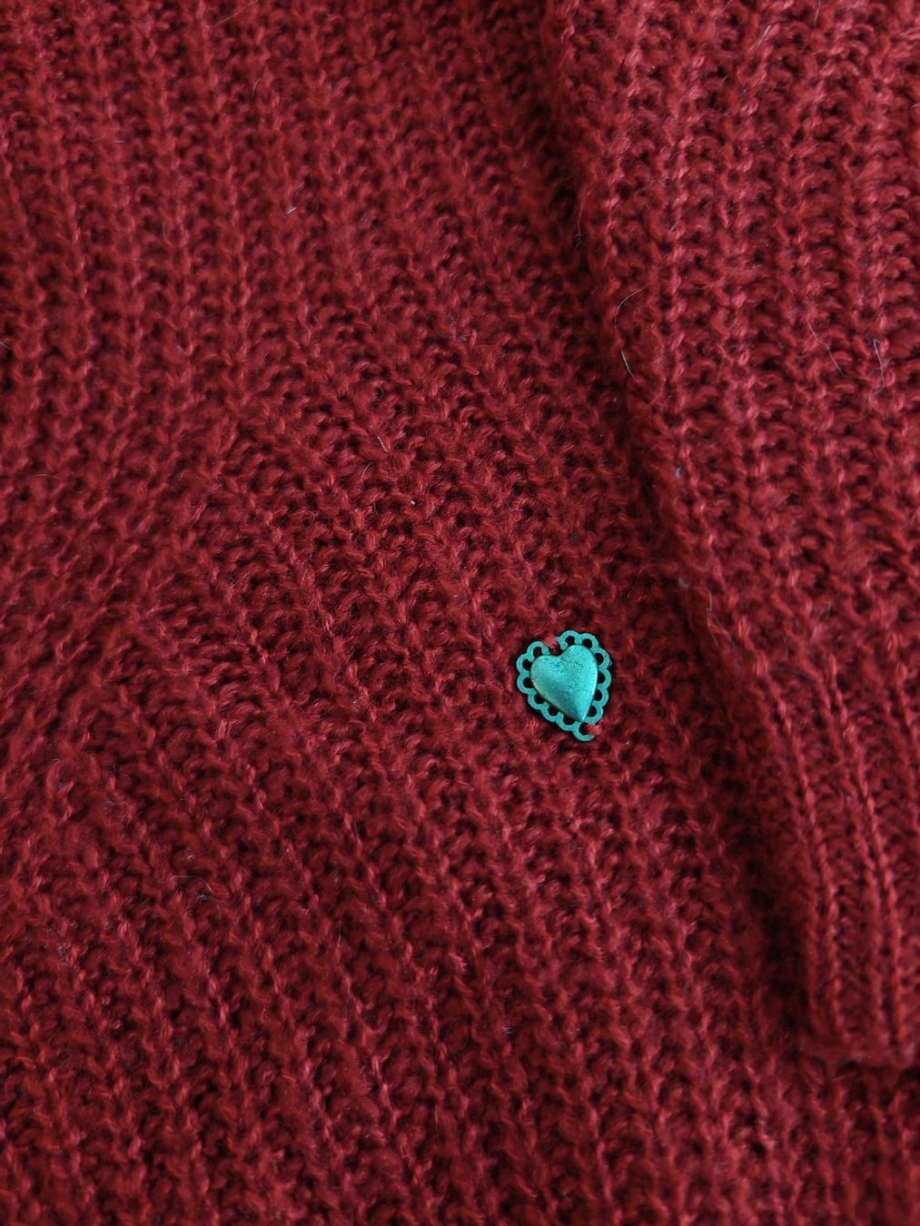 Maglioni & Felpe: Pull rouge Chicorée, taille M, chaud – Usato da Longirod venduto da ali_nsd5 1