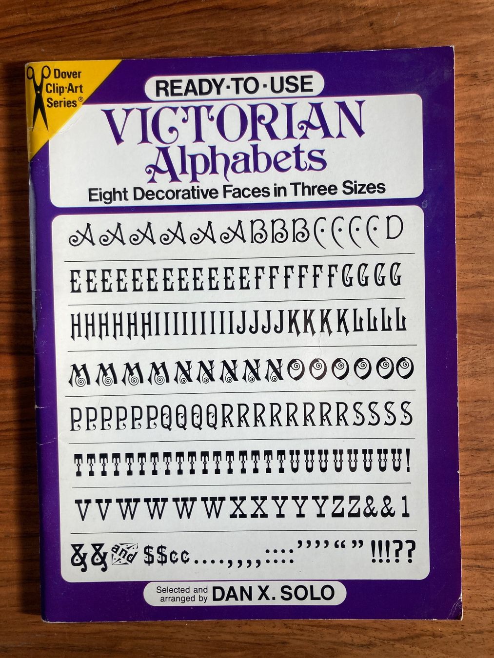 Libri: Victorian Alphabets Graphik Design Kunst – Usato da Aarwangen venduto da nemkin61