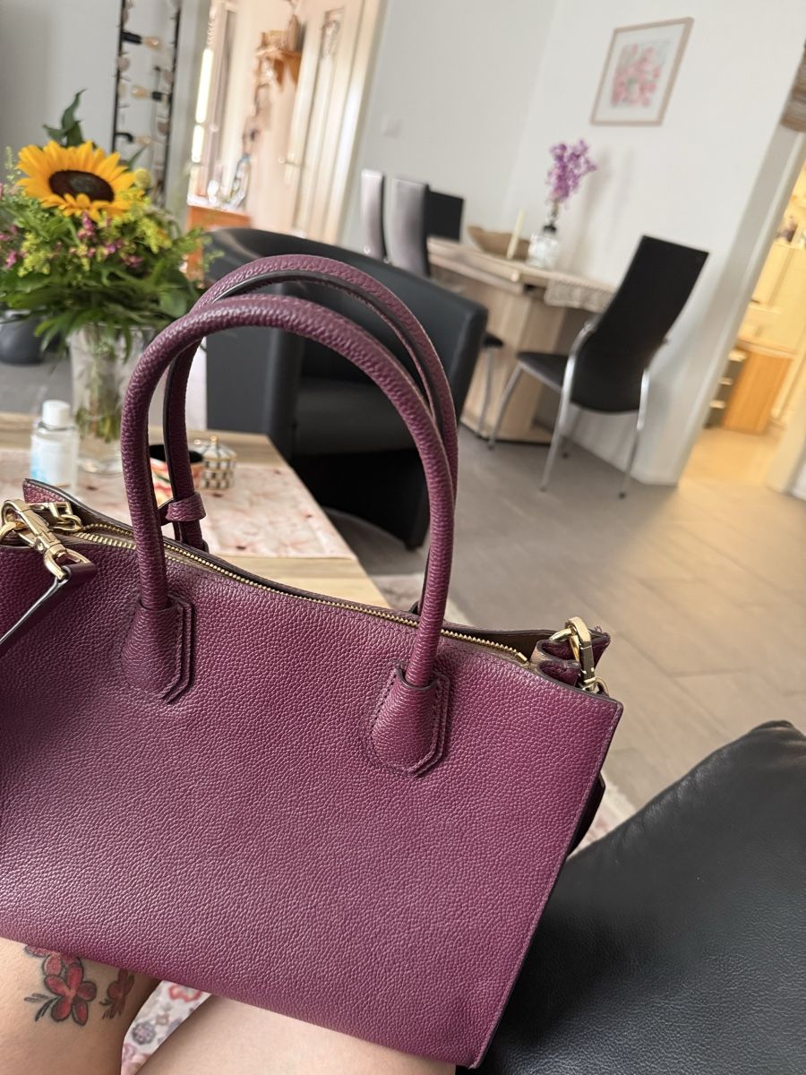 Michael Kors Sacs: Michael Kors Handtasche zu verkaufen  – D'occasion à Visp par Stimo2 2