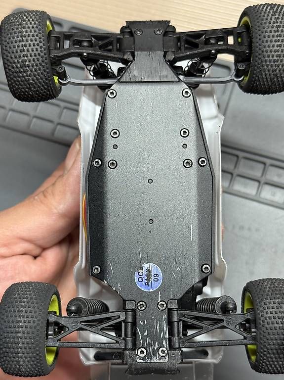 Modellismo RC: Losi Micro-T mit FuriTek Brushless-Tuning – Usato da Aadorf venduto da Apoly 4