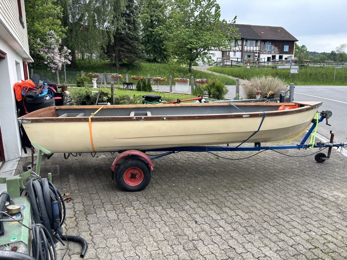 Mändli Barche: Motorboot Mändli K480 mit  Anhänger(defekt) – Usato da Hugelshofen venduto da lenkfliege 2