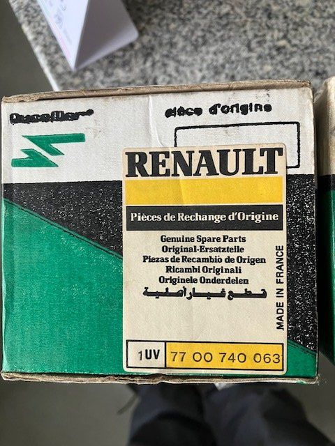 Renault Tutti pezzi di ricambio auto: Renault Zündverteiler 7700740063 – Usato da Hunzenschwil venduto da Kuck2