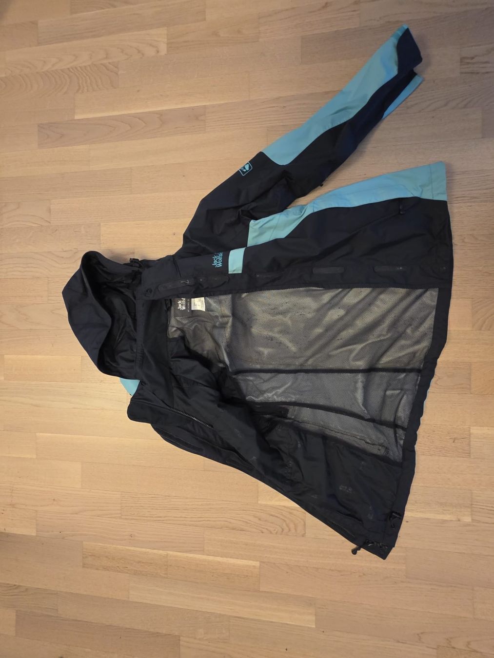 Jack Wolfskin Jacken: Jack Wolfskin Regenjacke Grösse M – Gebraucht aus Bassersdorf von Dea0815 2
