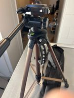 Kamerastativ mit Kopf und Tasche, gebrauchter Zustand