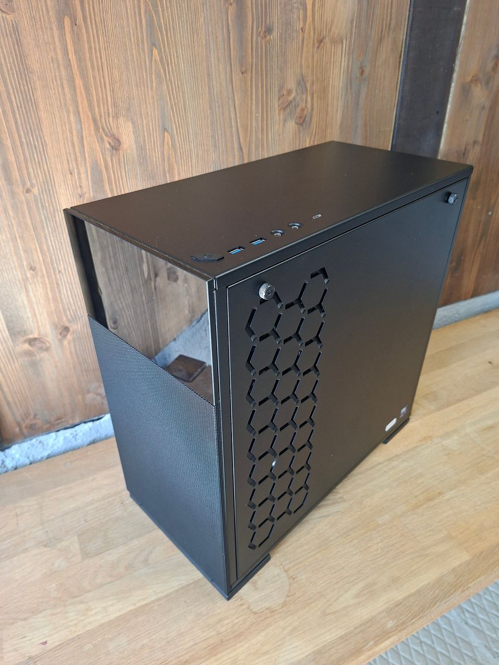 PCs: Erazer Engineer X30 mit Herstellergarantie – D'occasion à Thalheim AG par sve_p5zz 3