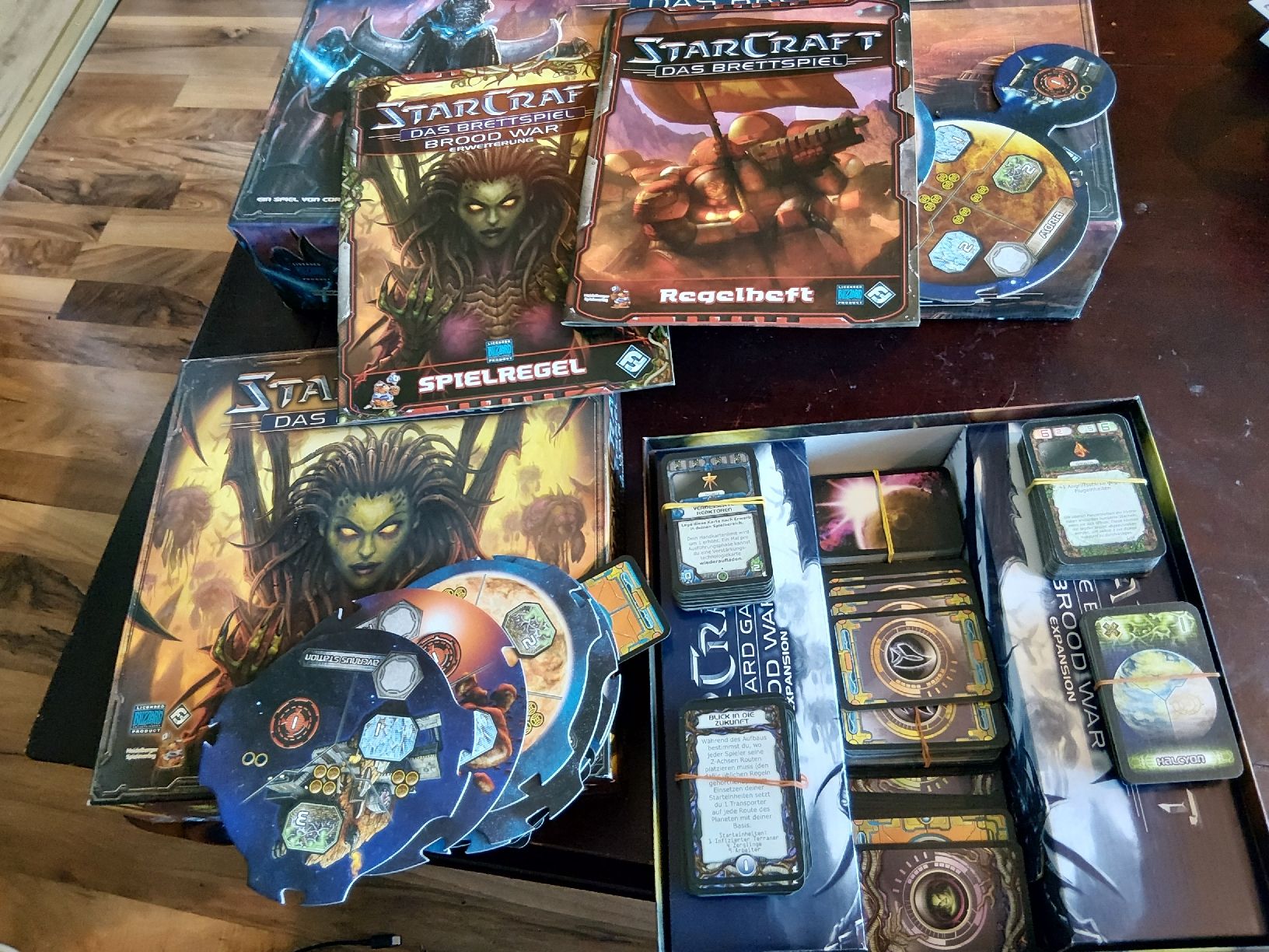 Giochi: Starcraft Brettspiel + Erweiterung Brood War – Nuovo (secondo la descrizione) da Baar venduto da Cooh 4