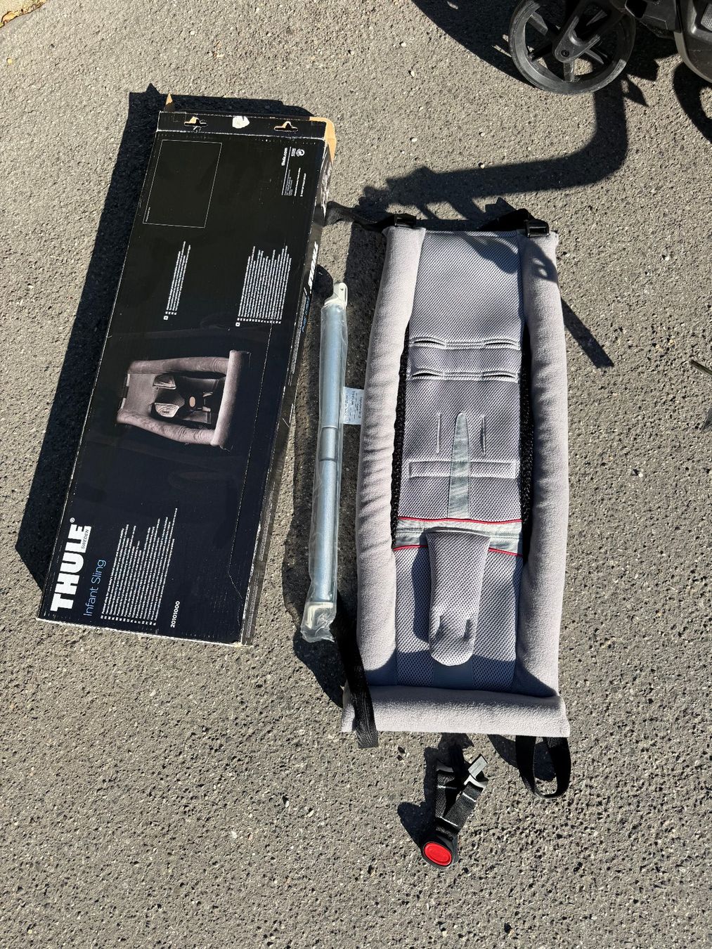 Thule Rimorchi: Thule Chariot Cross 1 + Zubehör – Usato da Basel venduto da berenjeno2 4