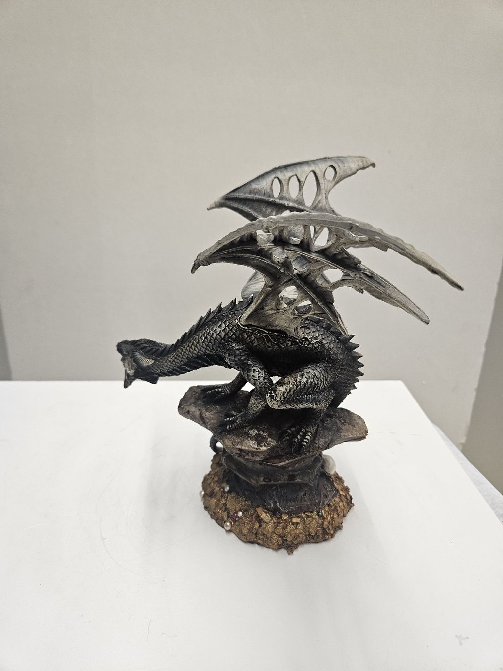 Statuette: Schatzdrachen Neu  – Nuovo e nell'imballaggio originale da Dielsdorf venduto da Kenan997 3