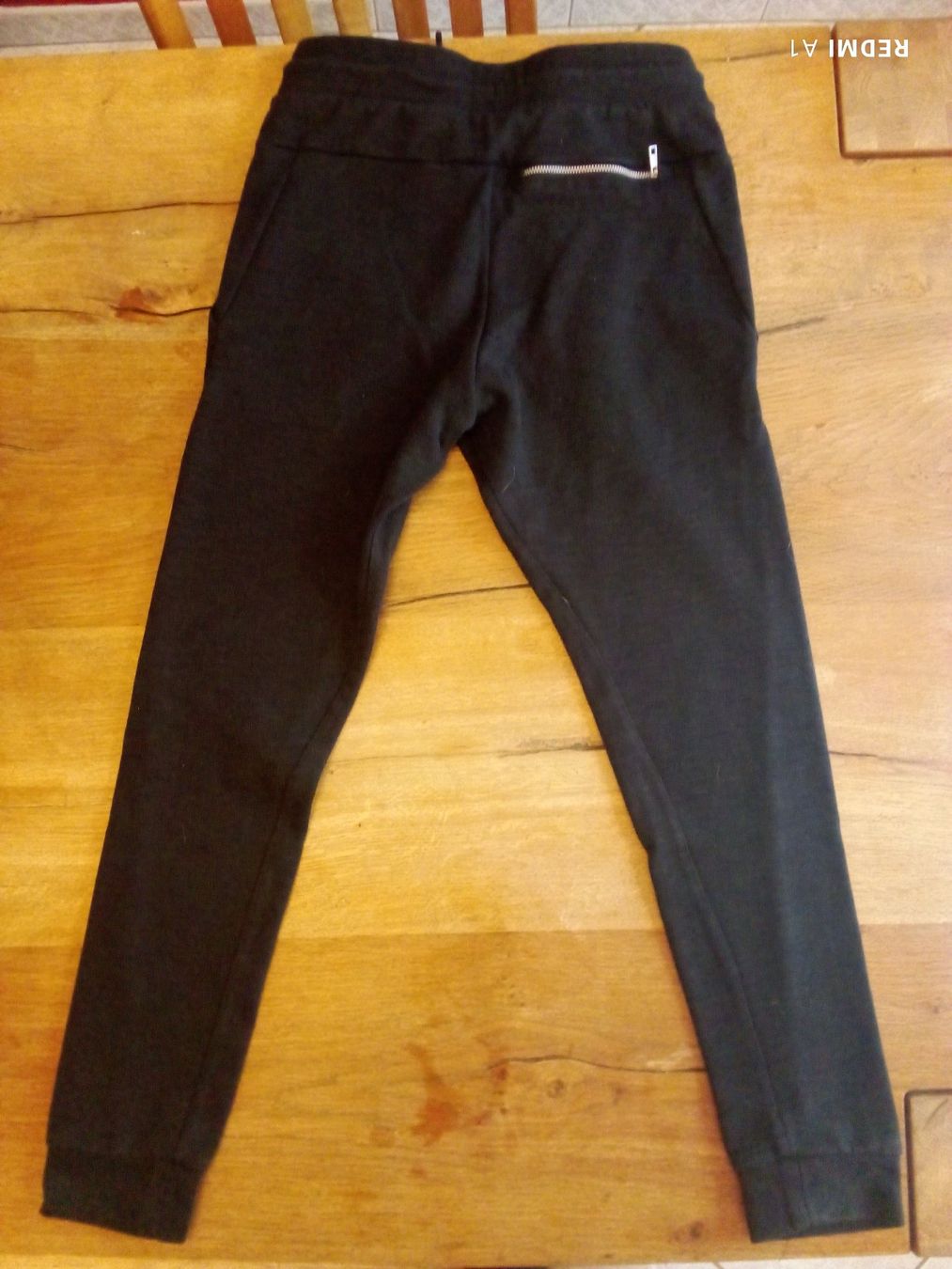 Nike Pantaloni: Nike Tech Lange Trainerhose – Usato da Beride d. Bedigli. venduto da Connina 1