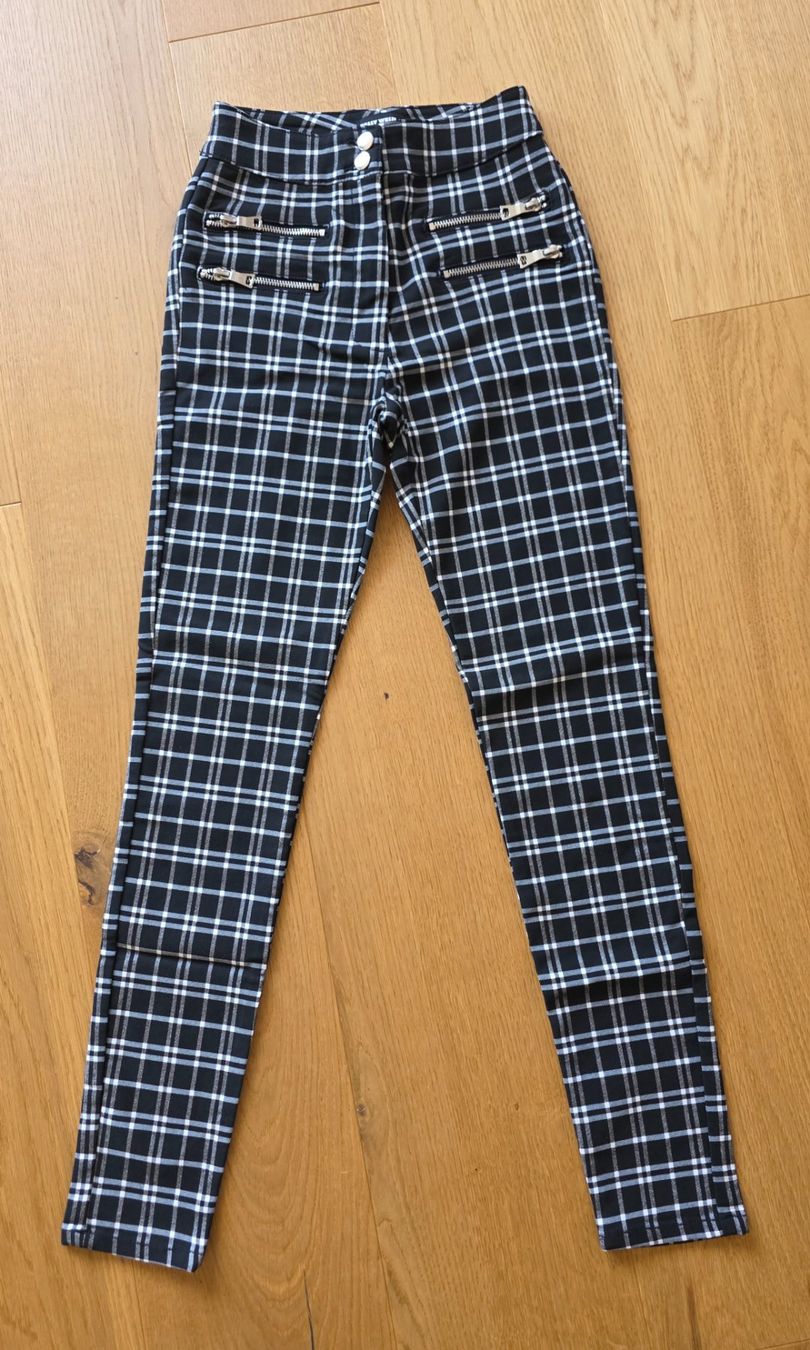 Calze & Collant: Schöne Legging / Stoffhose Gr 34 – Nuovo (secondo la descrizione) da Richterswil venduto da Rem2011 1