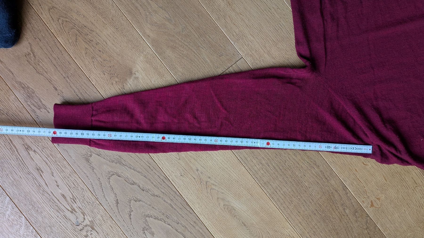 Uniqlo Maglioni & Felpe: Uniqlo Wollpulli Burgunderrot – Usato da Zürich venduto da broedl 2