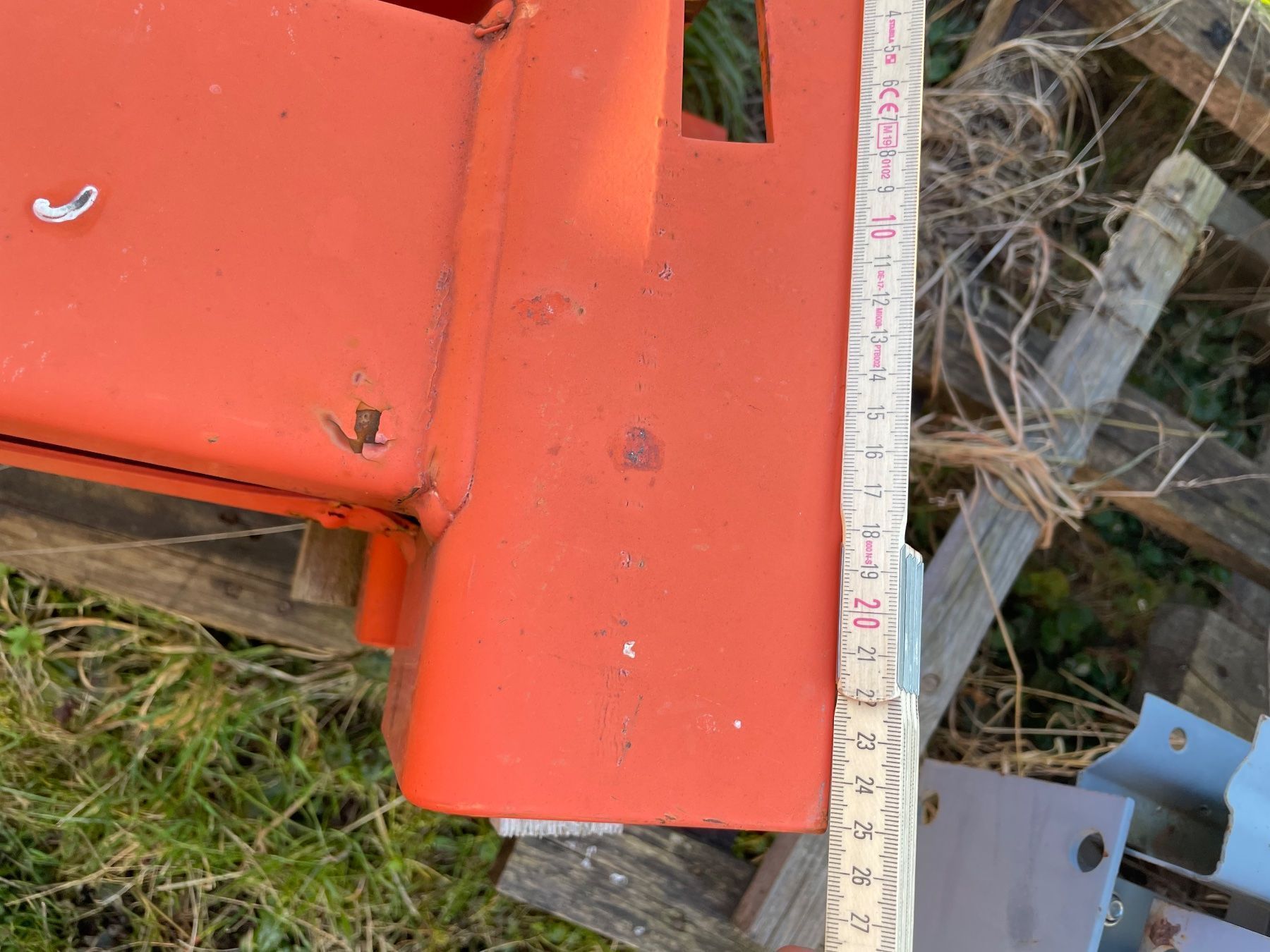 Scaffali: Kragarm elvedig – Usato da Niederuzwil venduto da beti077 2