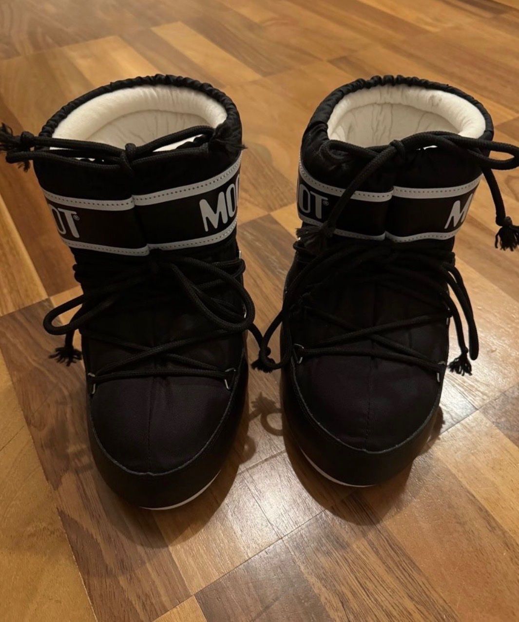 Moon Boot Scarpe da donna: Moon Boots schwarz / black – Nuovo e nell'imballaggio originale da Männedorf venduto da Topolina87 2