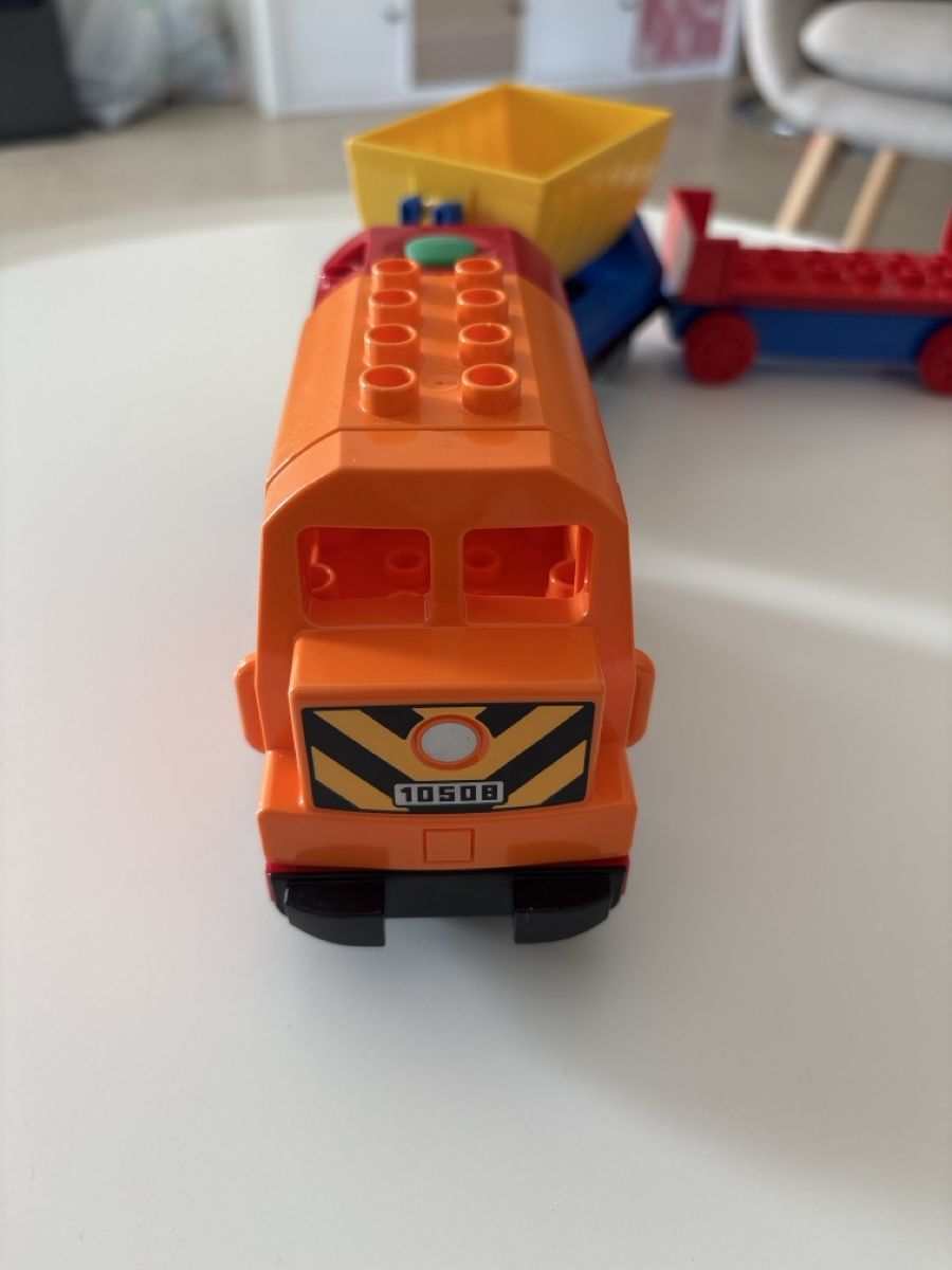Lego Baukästen: Train LEGO Duplo  avec 2 wagons  – Gebraucht aus Lausanne von pabernard