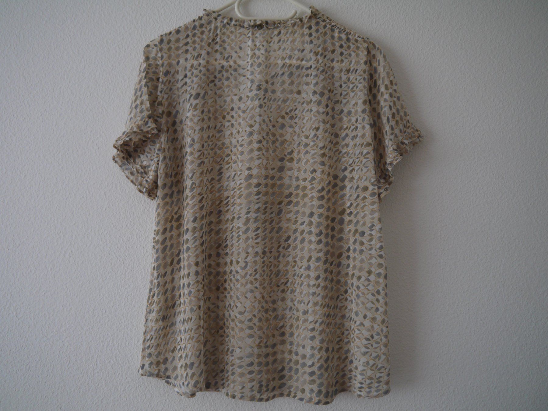 Nile Camicette: NILE Bluse aus 100% Viskose Gr:M – Usato da Hagendorn venduto da Blaf 5