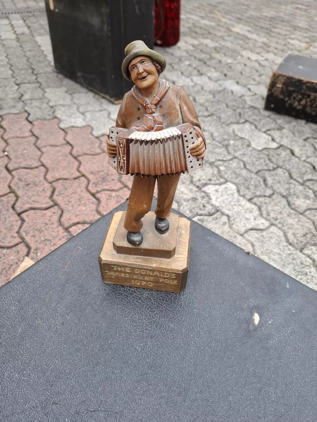 Statuette: brienzer sclultur mann mit orgeli – Usato da Villeneuve venduto da BibiVintage 8