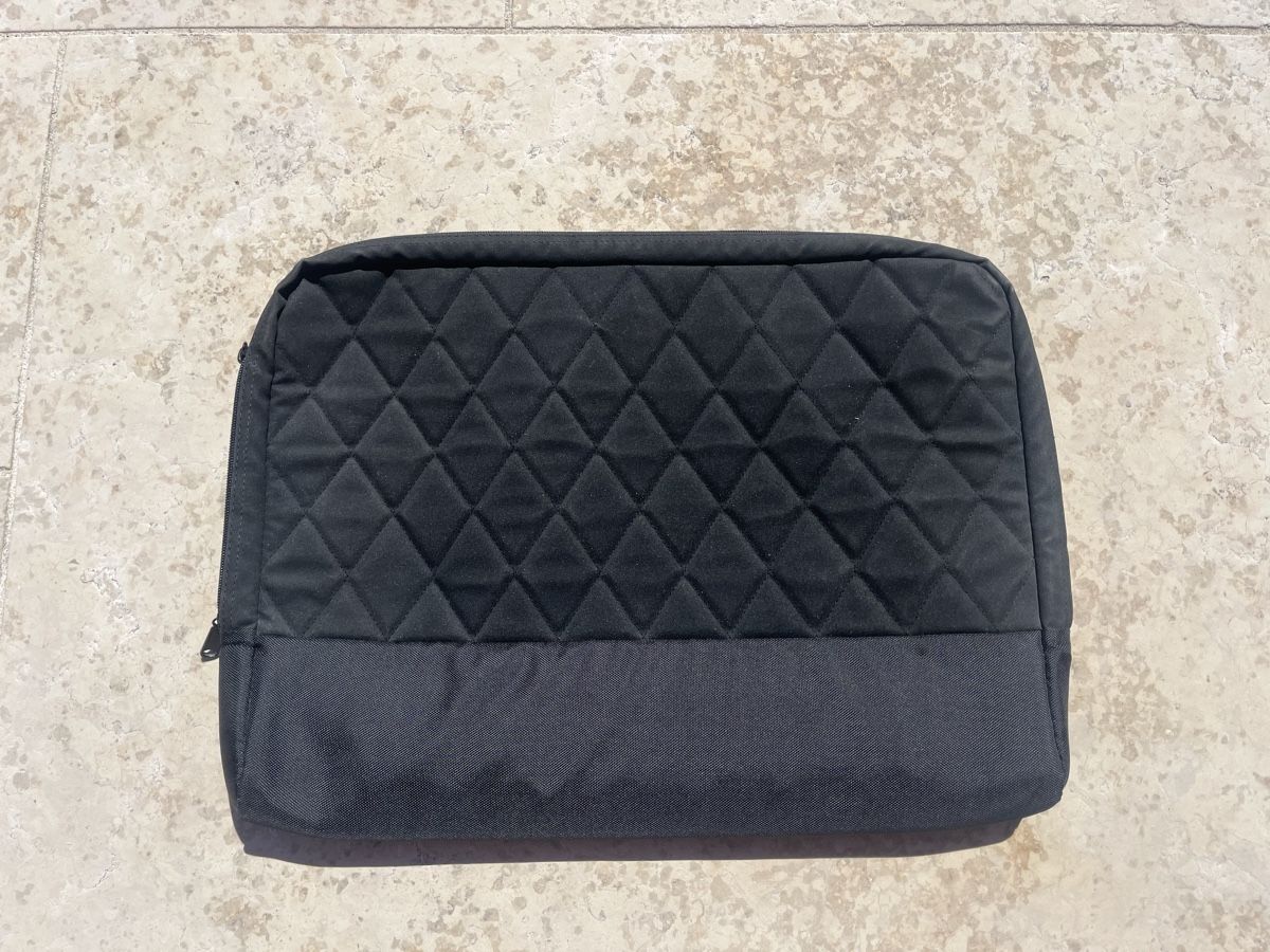 Hama Covers & Borse: Hama computer cover – Usato da Pully venduto da ari_78pk 1