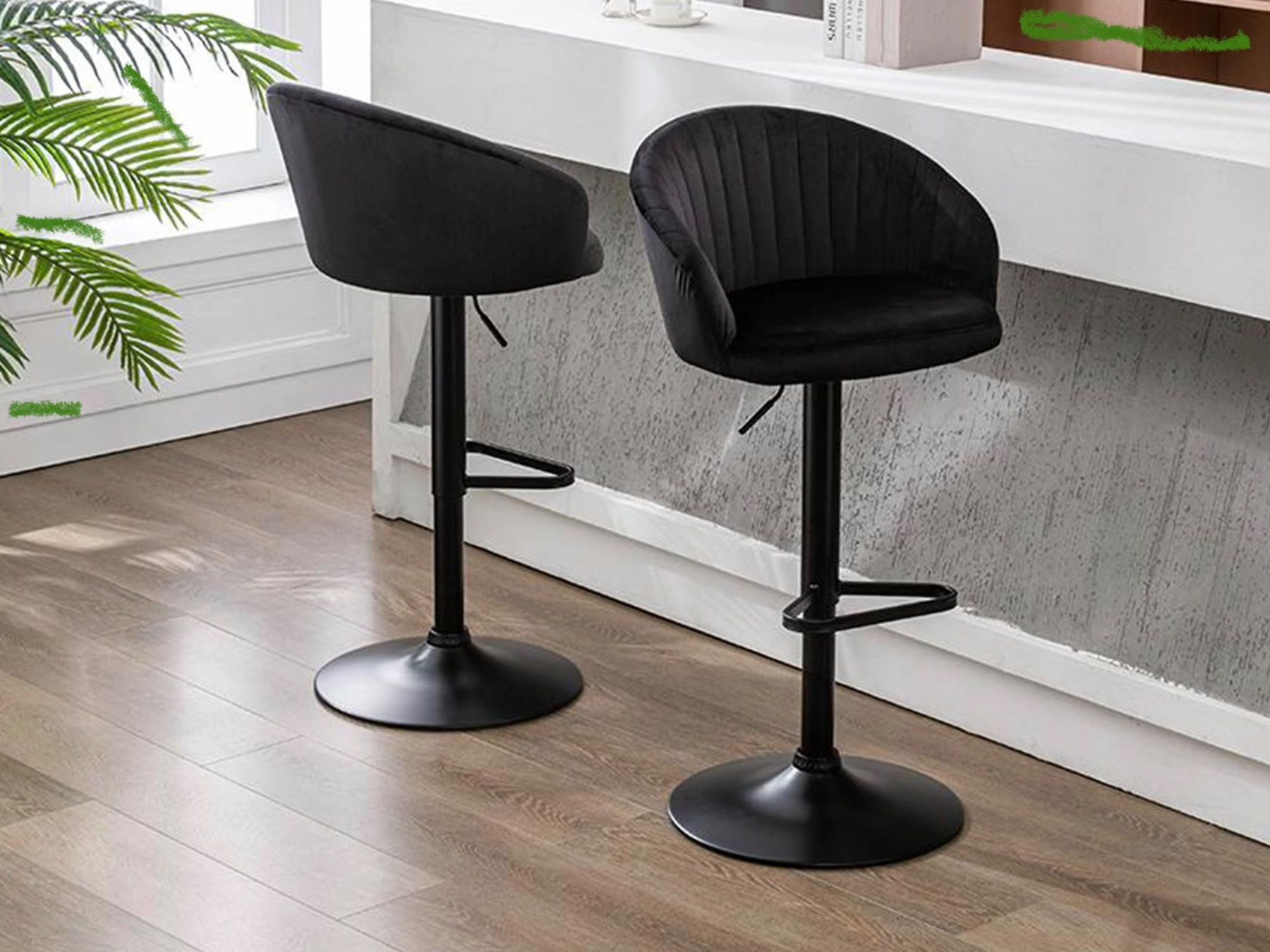 Seggioloni: Chaises de bar – Usato da Bettens venduto da Bruna_Simoes 1