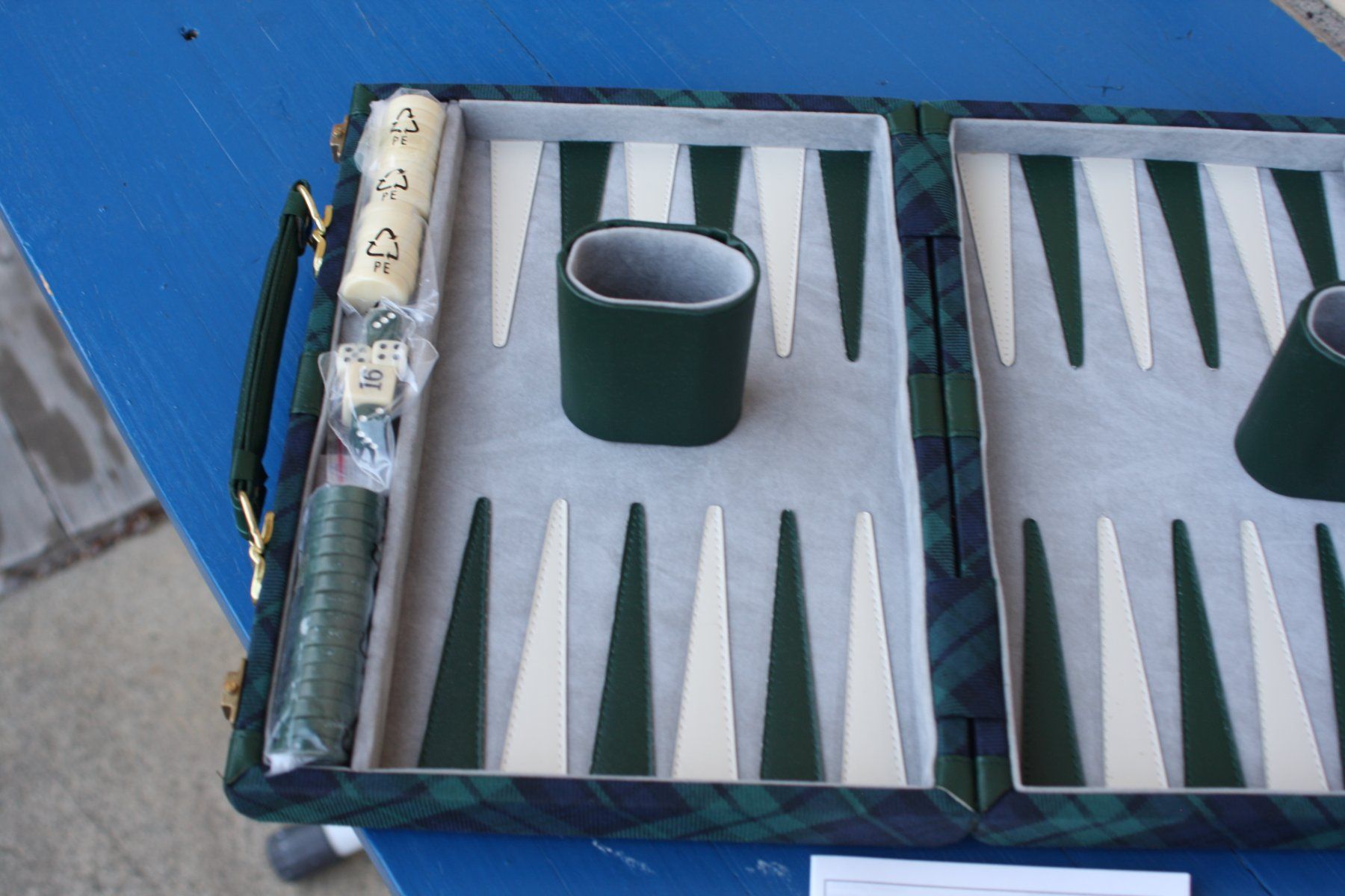 Giochi: BACKGAMMON SPIEL IM KÖFFERCHEN – Usato da Wauwil venduto da Pneuedy 4