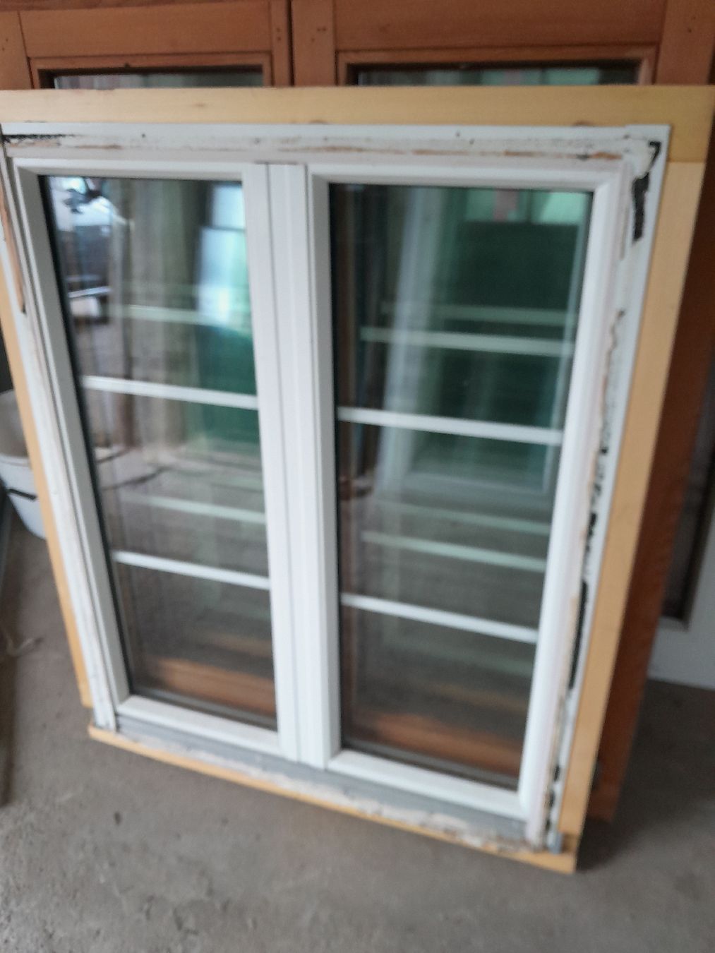 Fenêtres: Fenster – D'occasion à Marbach LU par san_8kt5 1