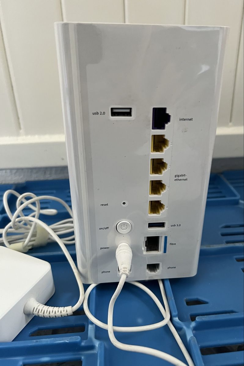 Swisscom Modem & Router: Swisscom Internet-Box 2 Router weiss gebraucht – Usato da Mumpf venduto da anelva 2